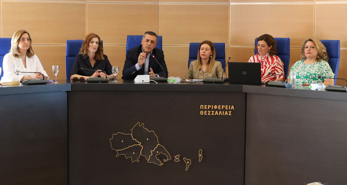 Συμμετοχή του ΕΚΚΑ σε ημερίδα με τίτλο : «Αναδοχή Ανηλίκων...άνοιξε την καρδιά σου, άνοιξε την αγκαλιά σου», στη Λάρισα_