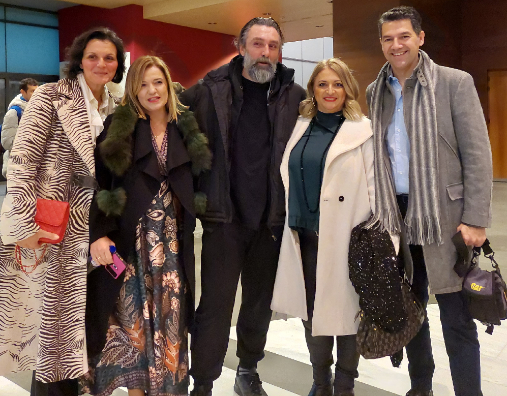 ΣΥΝΑΔΕΛΦΟΙ7